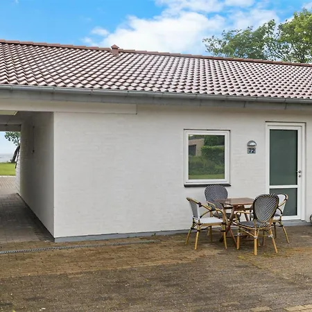 Apartmán Kari - 50m From The Sea By Interhome